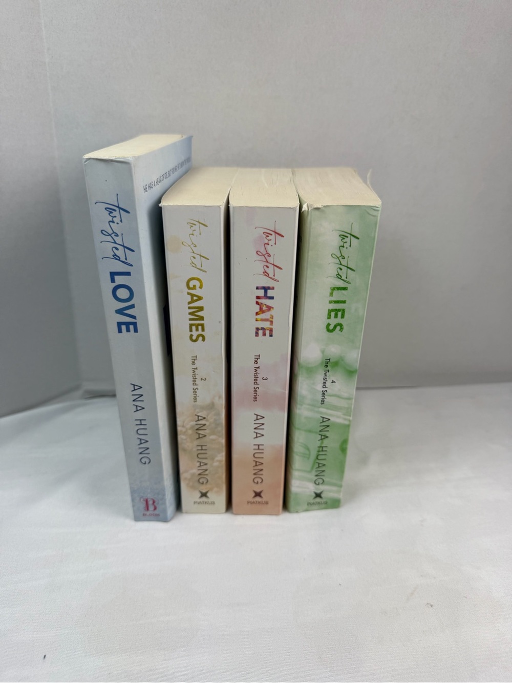 Ana Huang Twisted Series (Love, Games, Hate, Lies) - Pastel Set